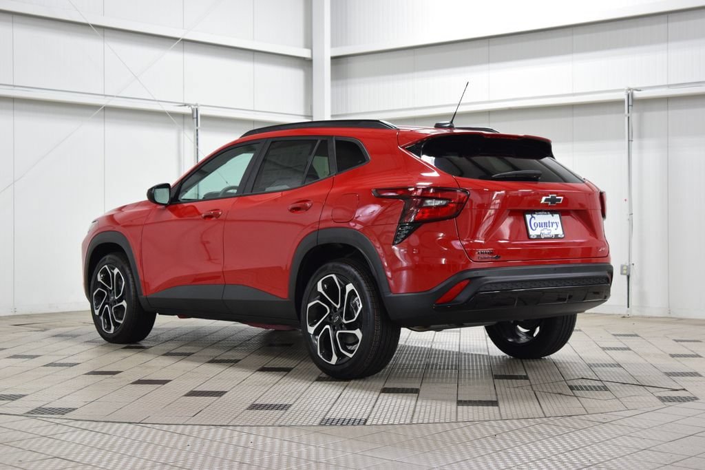 New 2026 Chevrolet Trax RS w/ Driver Confidence Package FWD image 6