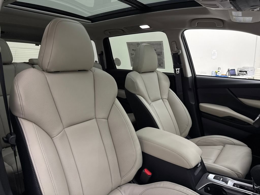 New 2025 Subaru Ascent Limited image 24