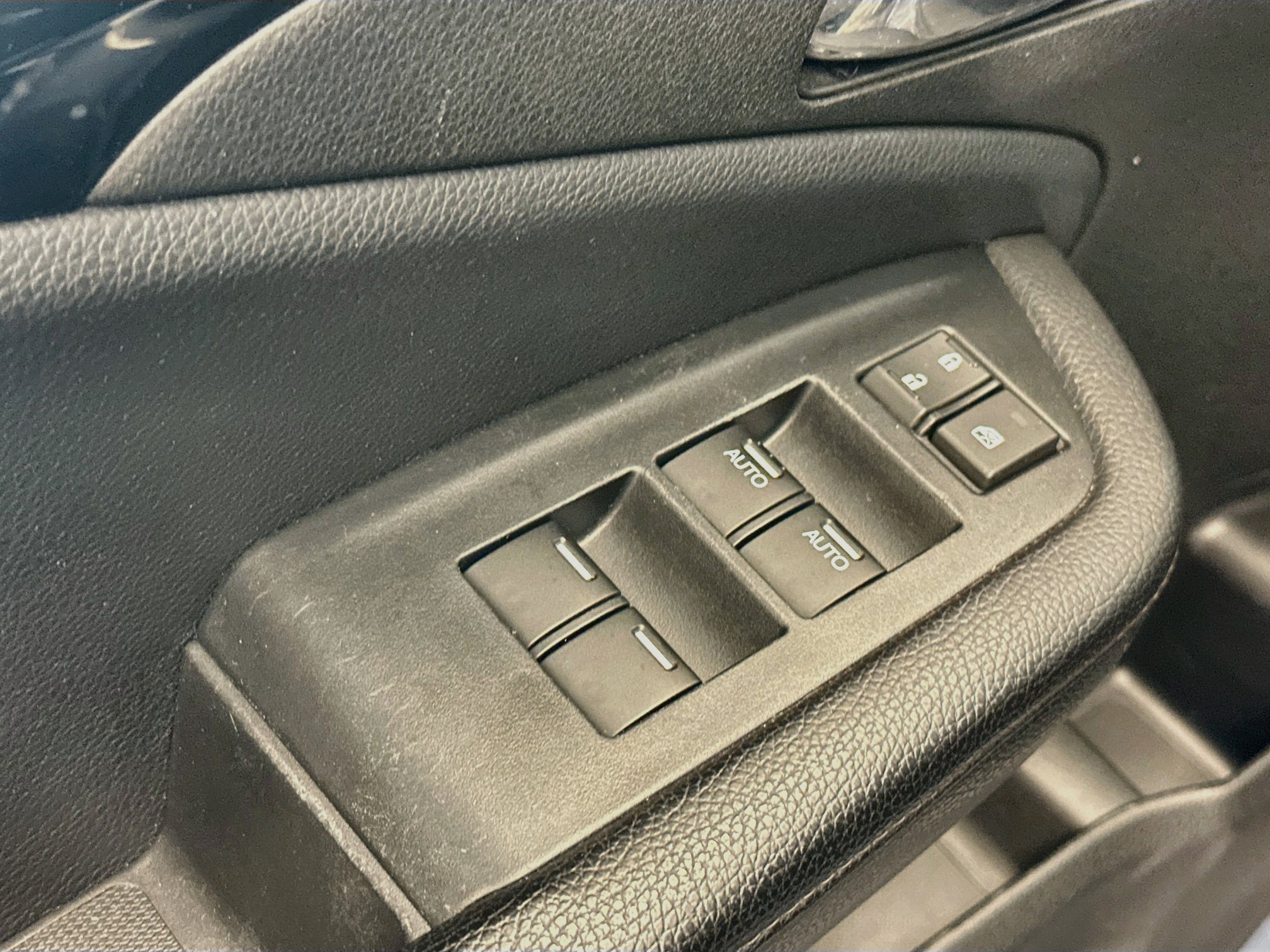 Used 2020 Honda Pilot Touring image 15