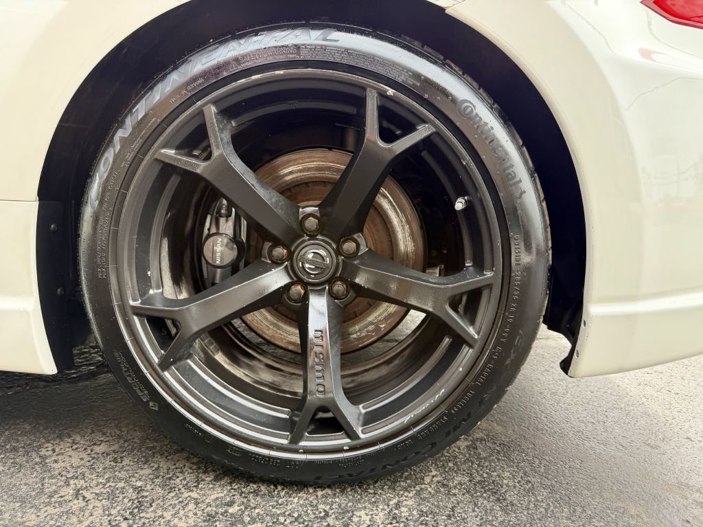 Used 2012 Nissan 370Z NISMO image 24
