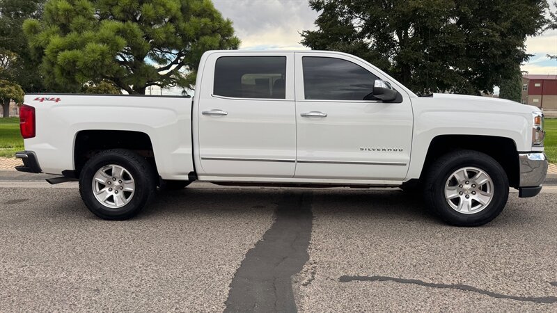 Used 2018 Chevrolet Silverado 1500 LTZ AWD/4WD image 9