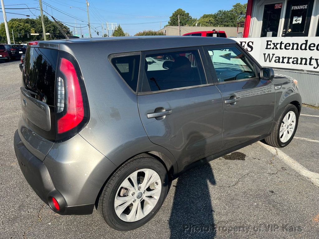 Used 2015 Kia Soul + image 4