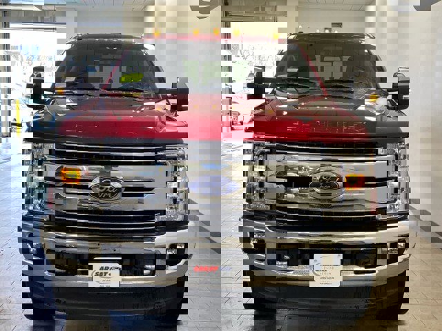 Used 2017 Ford F250 Lariat w/ Chrome Package image 3