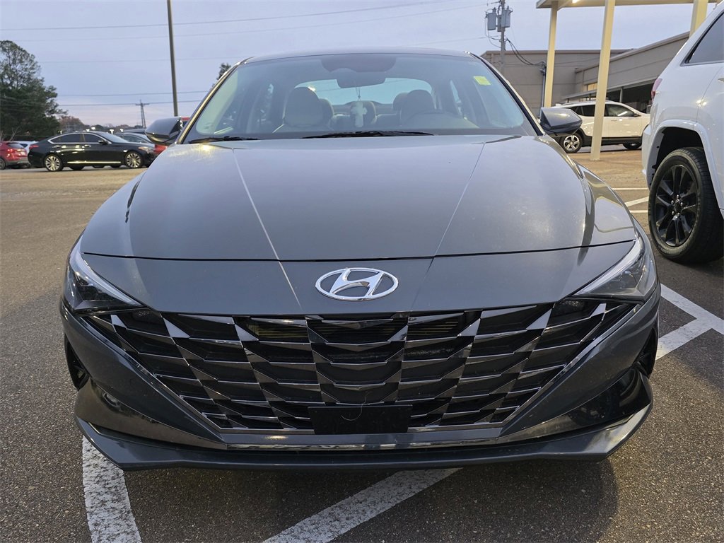 Used 2023 Hyundai Elantra Limited image 7