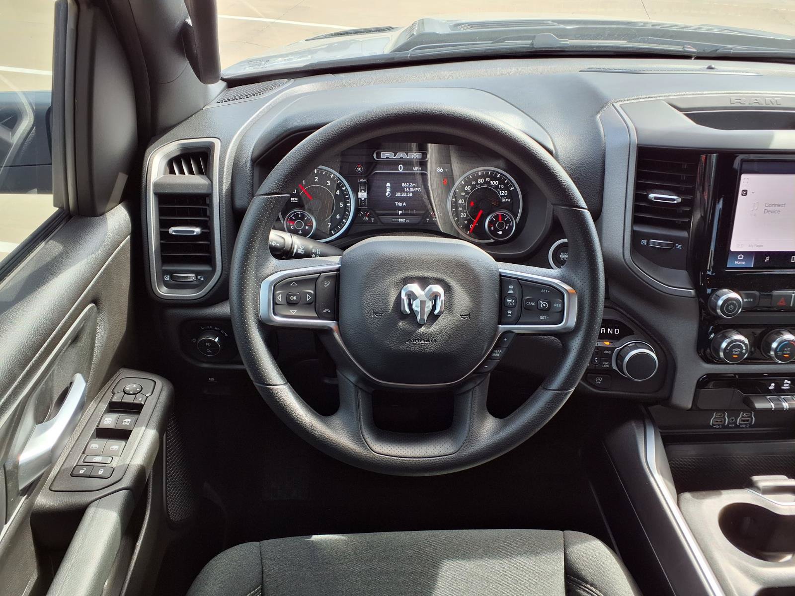 New 2027 RAM 1500 Express AWD/4WD image 13