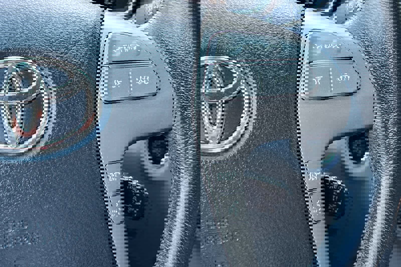 Used 2010 Toyota Highlander Limited image 33