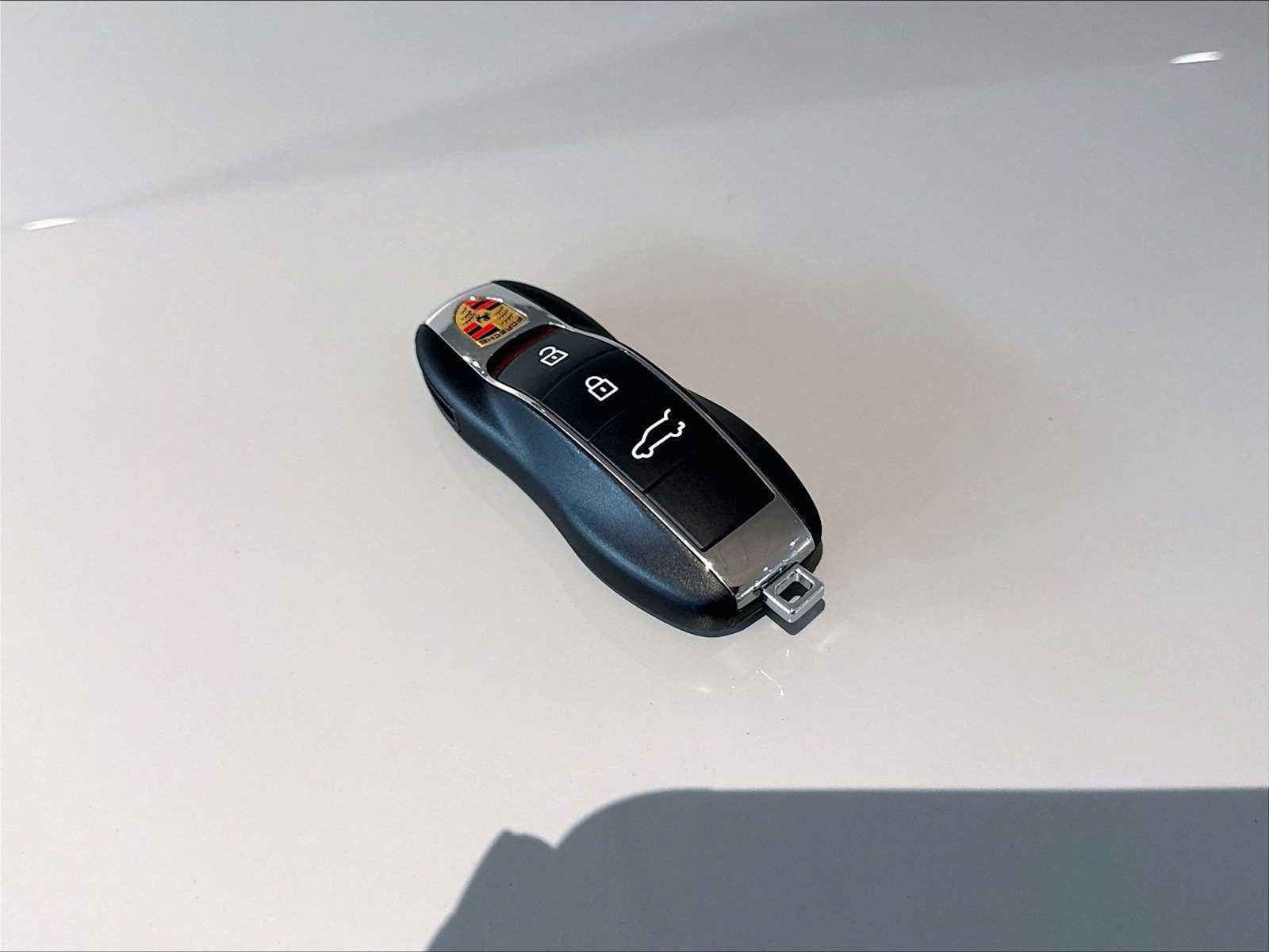 Used 2026 Porsche Macan AWD/4WD image 35