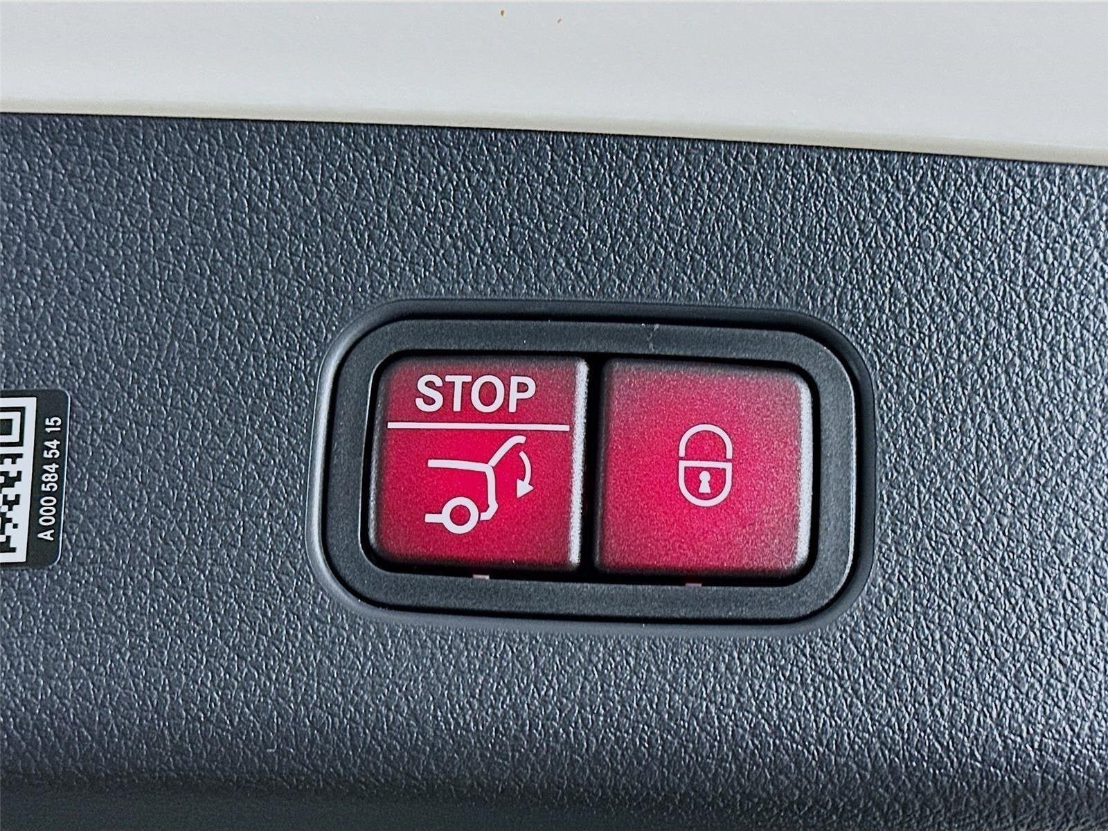 Certified 2026 Mercedes-Benz GLC 300 4MATIC image 36