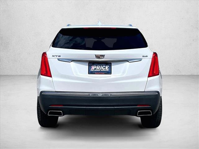 Used 2017 Cadillac XT5 Premium Luxury w/ Driver Assist Package FWD video 4