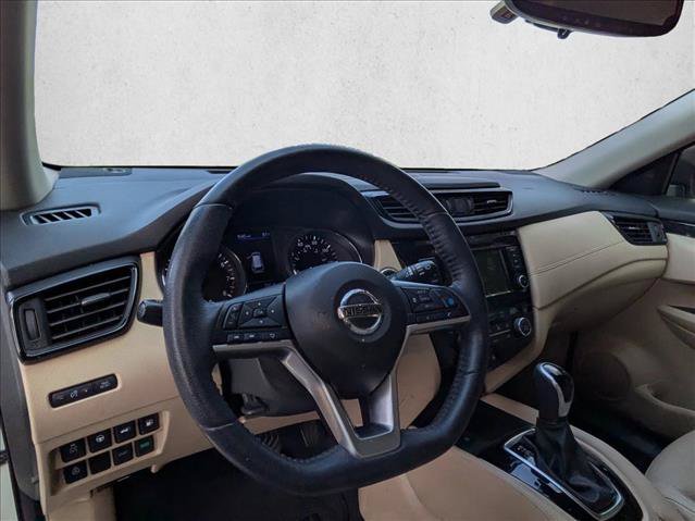 Used 2019 Nissan Rogue SL w/ Premium Package FWD image 10