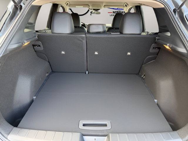 New 2026 Nissan Kicks SR FWD image 22