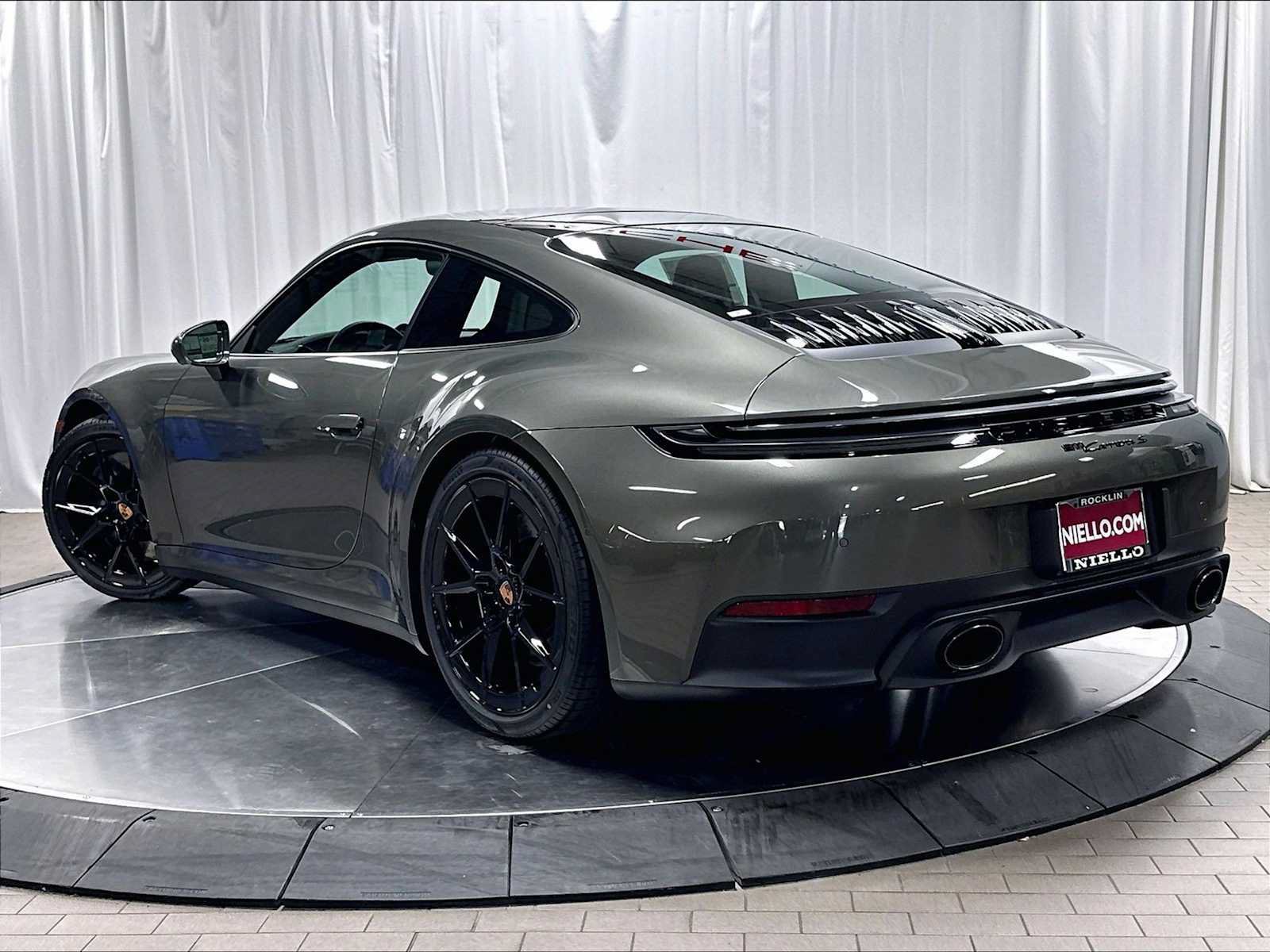 Used 2026 Porsche 911 Carrera S RWD image 3