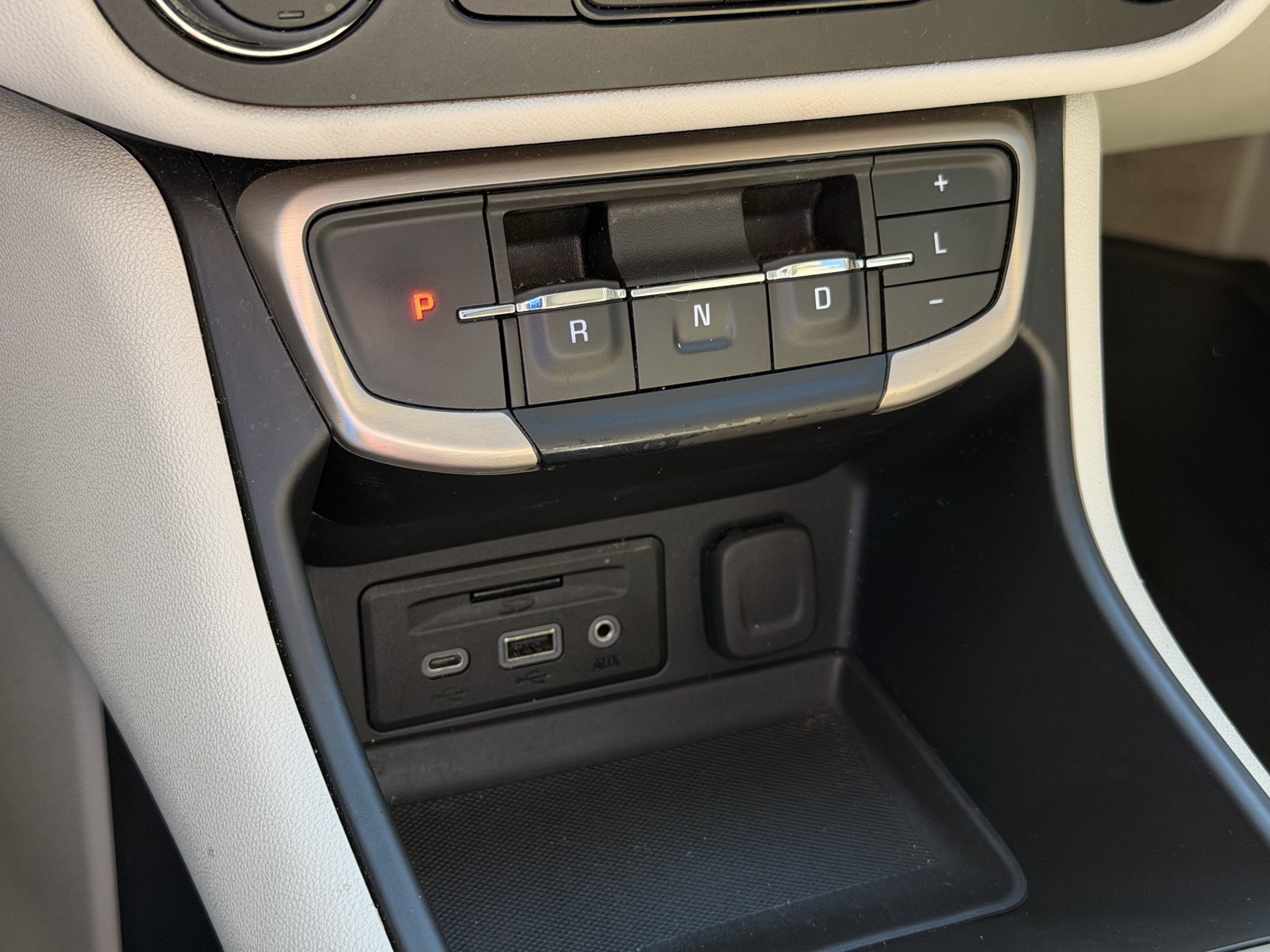 Used 2022 GMC Terrain Denali AWD/4WD image 25