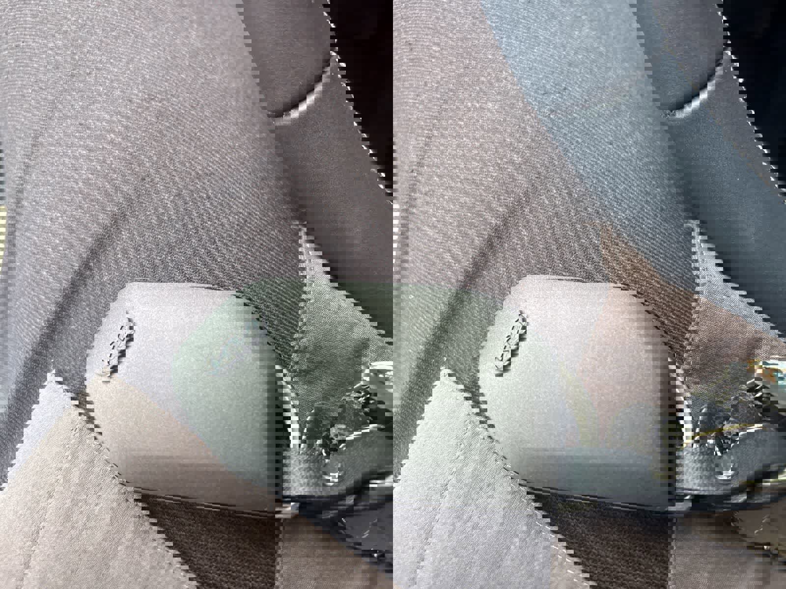 Used 2025 Kia Sorento S w/ Panoramic Sunroof Package image 10