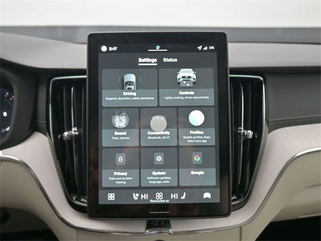 New 2026 Volvo XC60 B5 Ultra w/ Protection Package Premier image 16