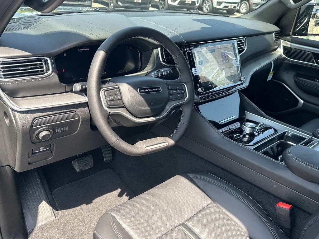 New 2026 Jeep Grand Wagoneer Limited AWD/4WD image 2