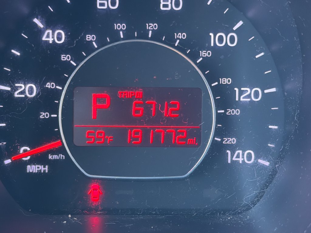 Used 2014 Kia Soul + FWD image 14
