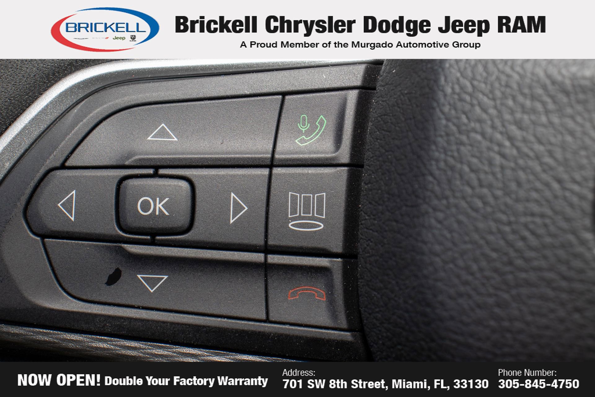 Used 2025 Jeep Grand Cherokee L Laredo image 28