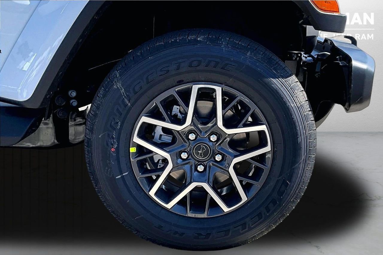 New 2026 Jeep Wrangler Sahara image 33