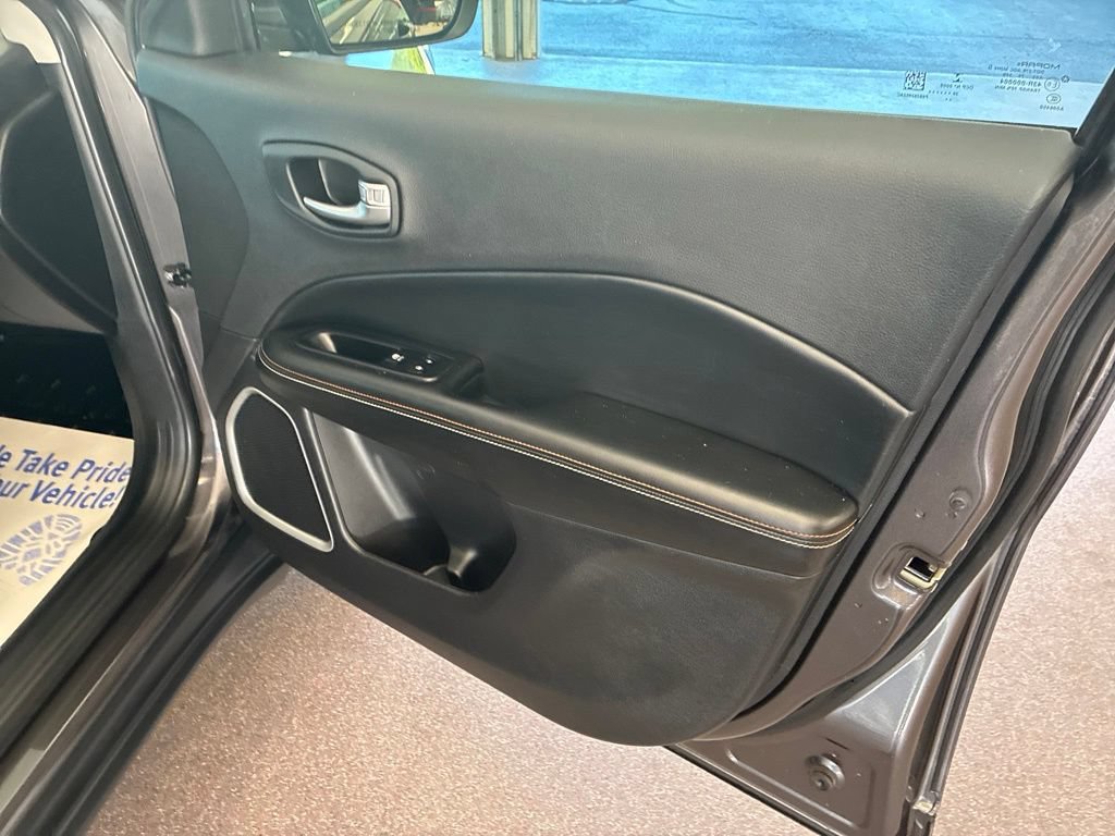 Used 2021 Jeep Compass Latitude AWD/4WD image 22