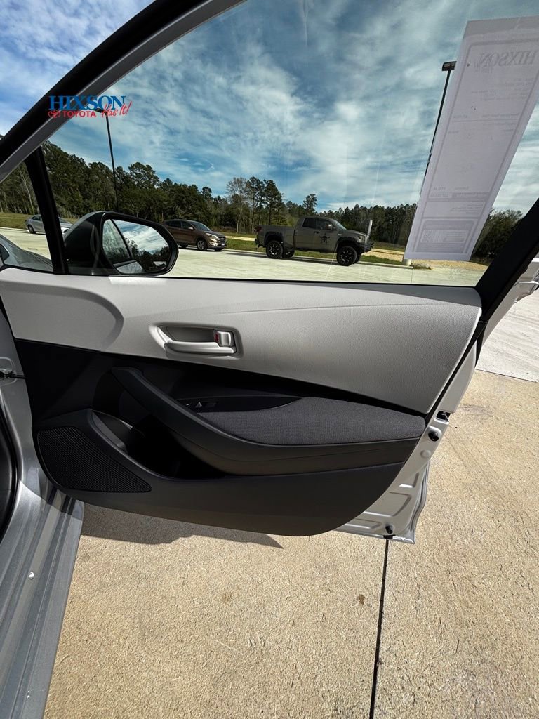 New 2026 Toyota Corolla LE image 18