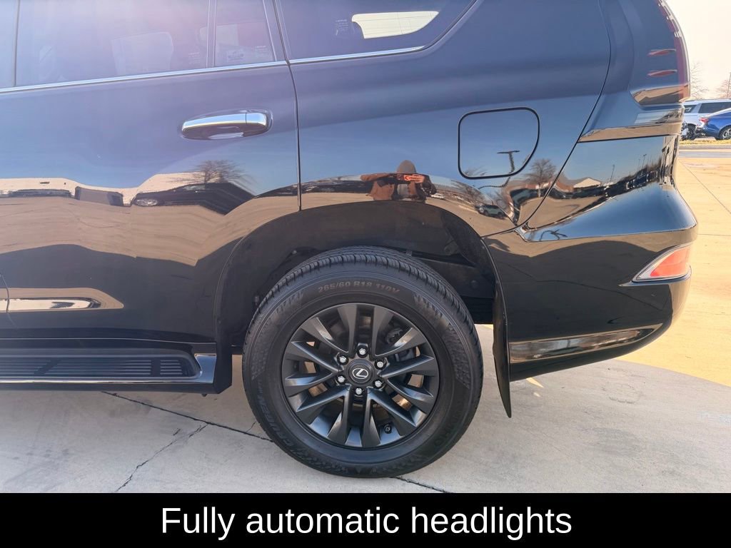 Used 2023 Lexus GX 460 Premium w/ Premium Package image 9