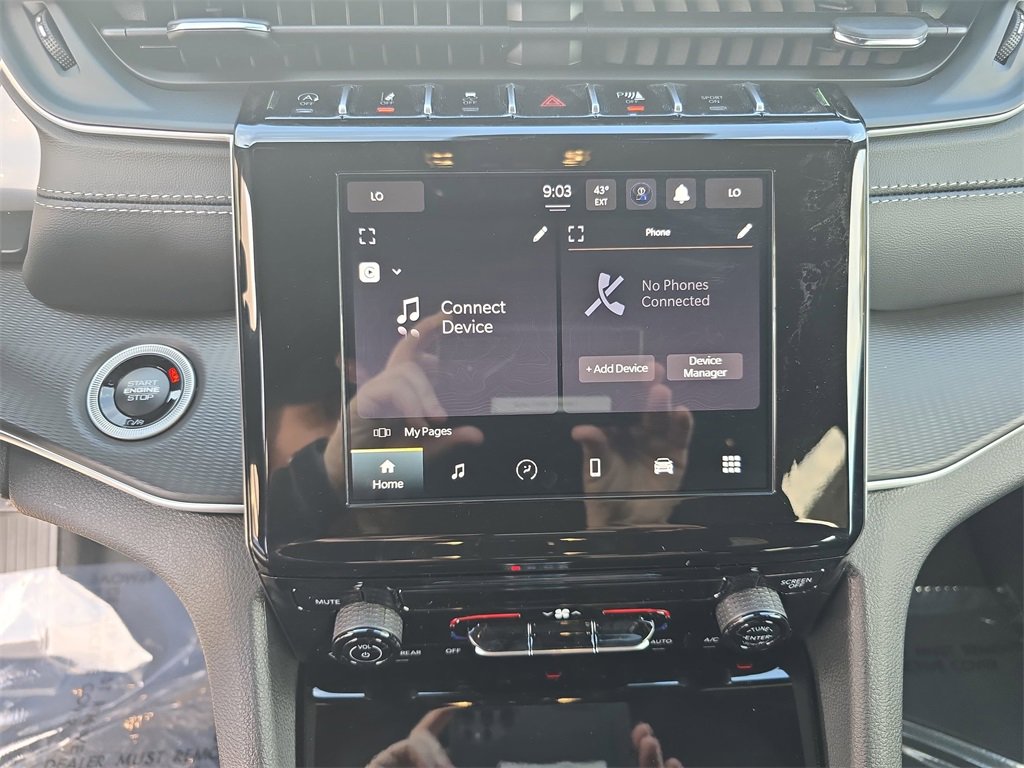 New 2025 Jeep Grand Cherokee Laredo image 20