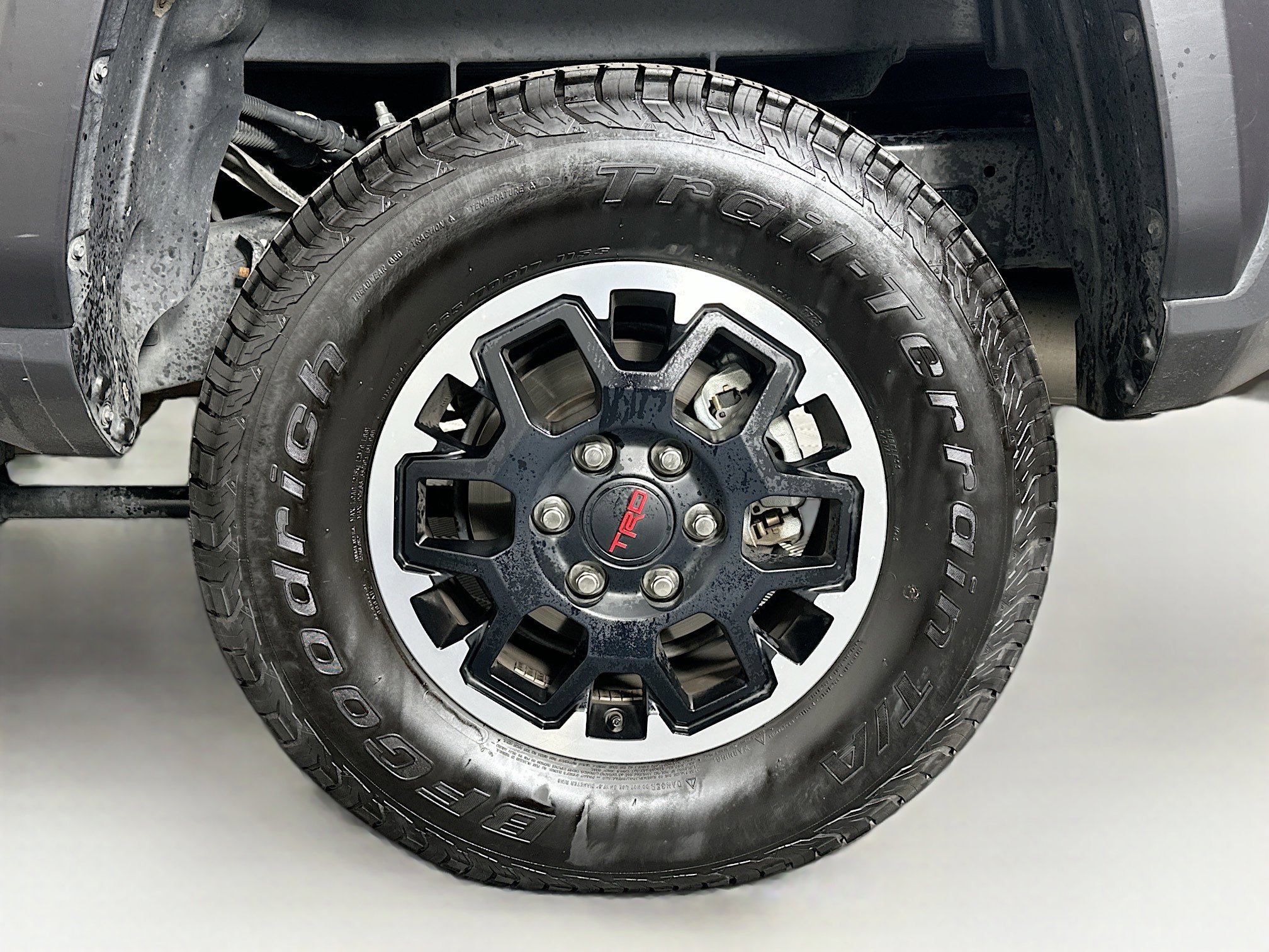 Used 2025 Toyota Tacoma TRD Off-Road image 11