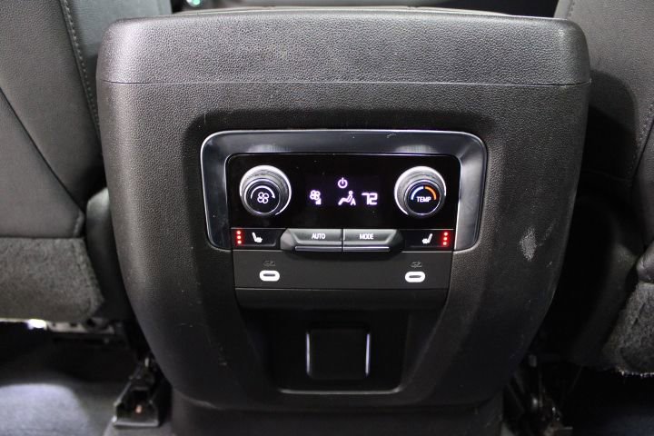 Used 2023 Chevrolet Tahoe High Country AWD/4WD image 25