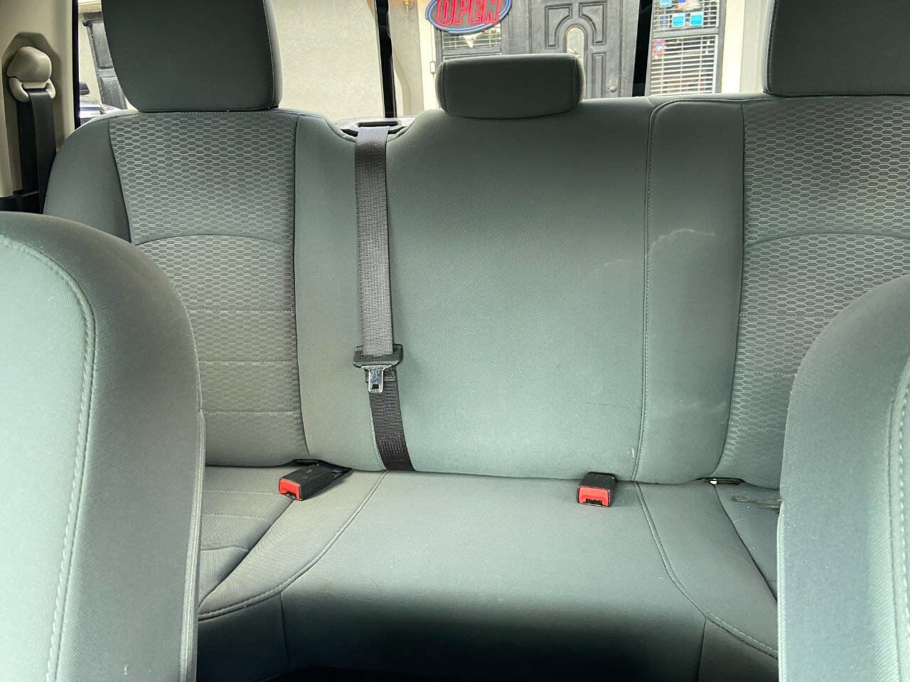 Used 2015 RAM 1500 Classic SLT image 17