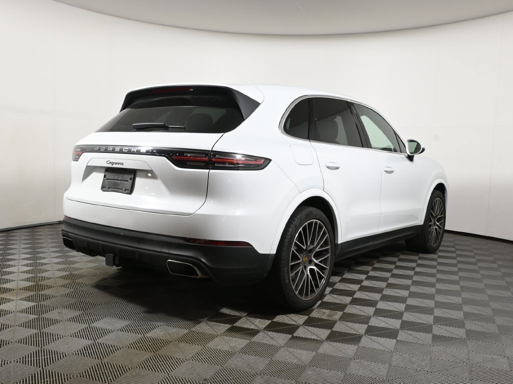 Used 2022 Porsche Cayenne AWD/4WD image 11
