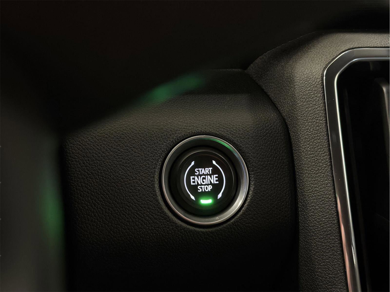 Used 2024 GMC Acadia Elevation image 54