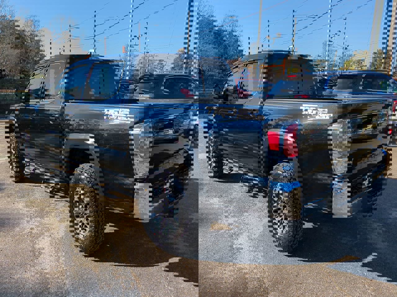 Used 2020 Toyota Tacoma TRD Off-Road image 7