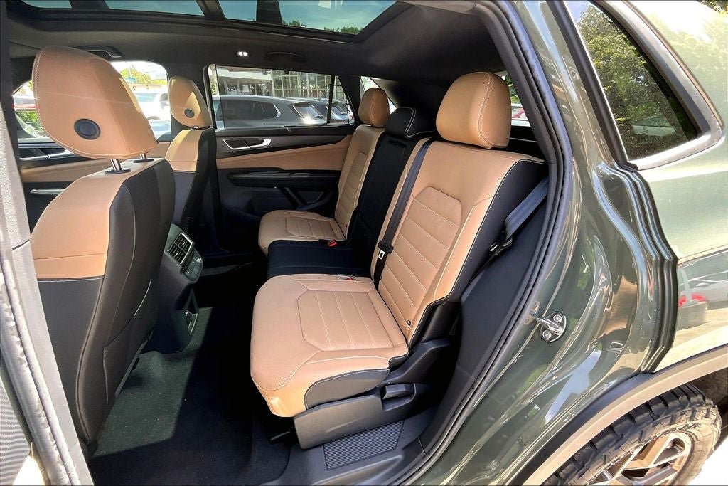New 2026 Volkswagen Atlas Cross Sport SEL R-Line AWD/4WD image 19