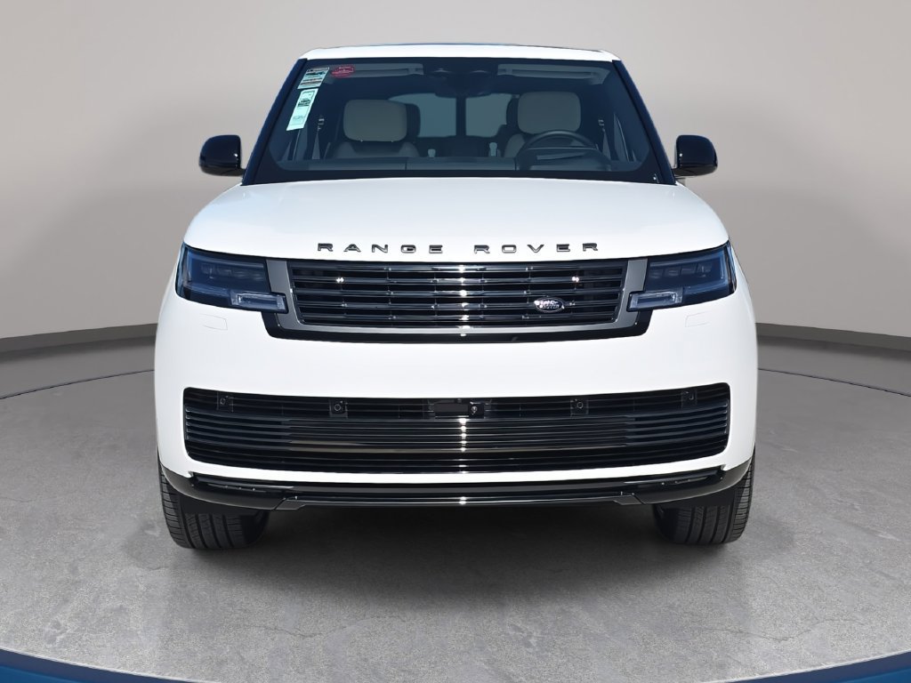 New 2025 Land Rover Range Rover SV AWD/4WD image 2