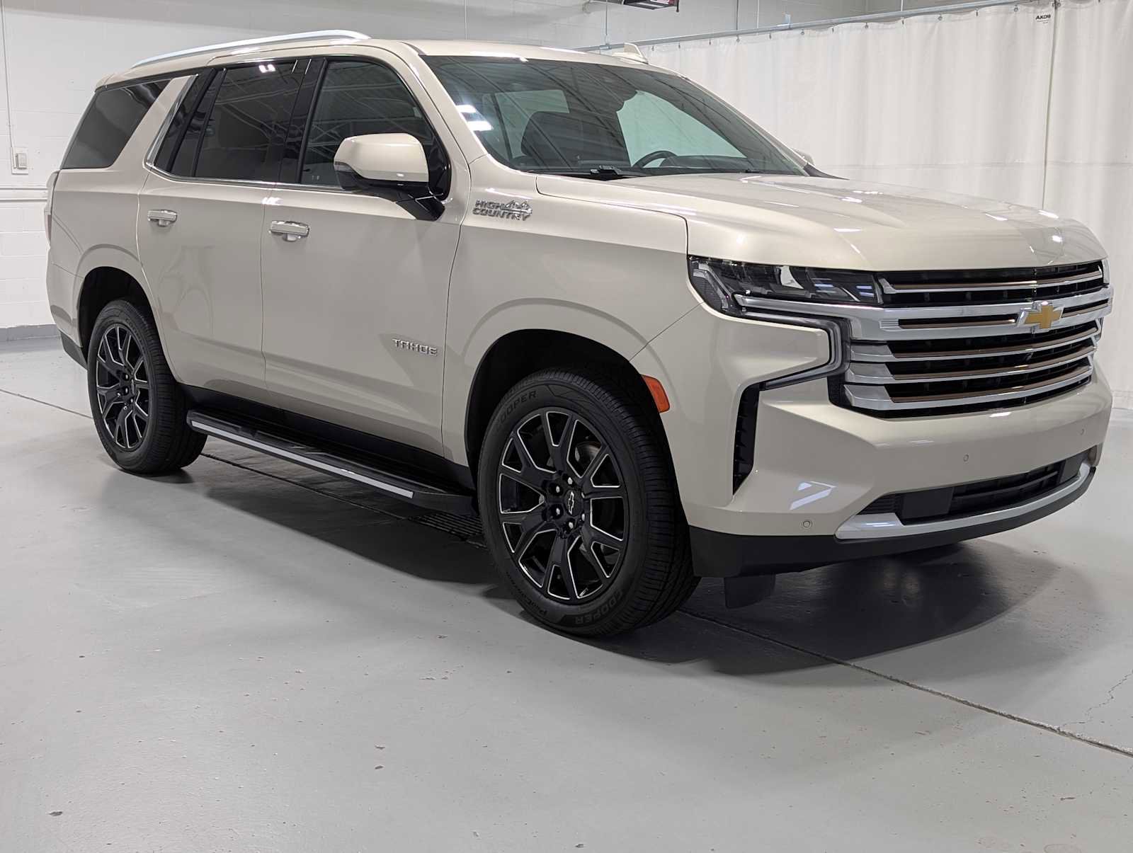 Used 2023 Chevrolet Tahoe High Country image 6