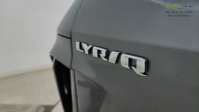 Used 2024 Cadillac Lyriq Luxury AWD/4WD image 18