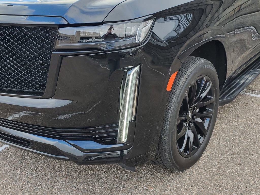 Certified 2024 Cadillac Escalade Sport w/ LPO, ONYX Package image 11