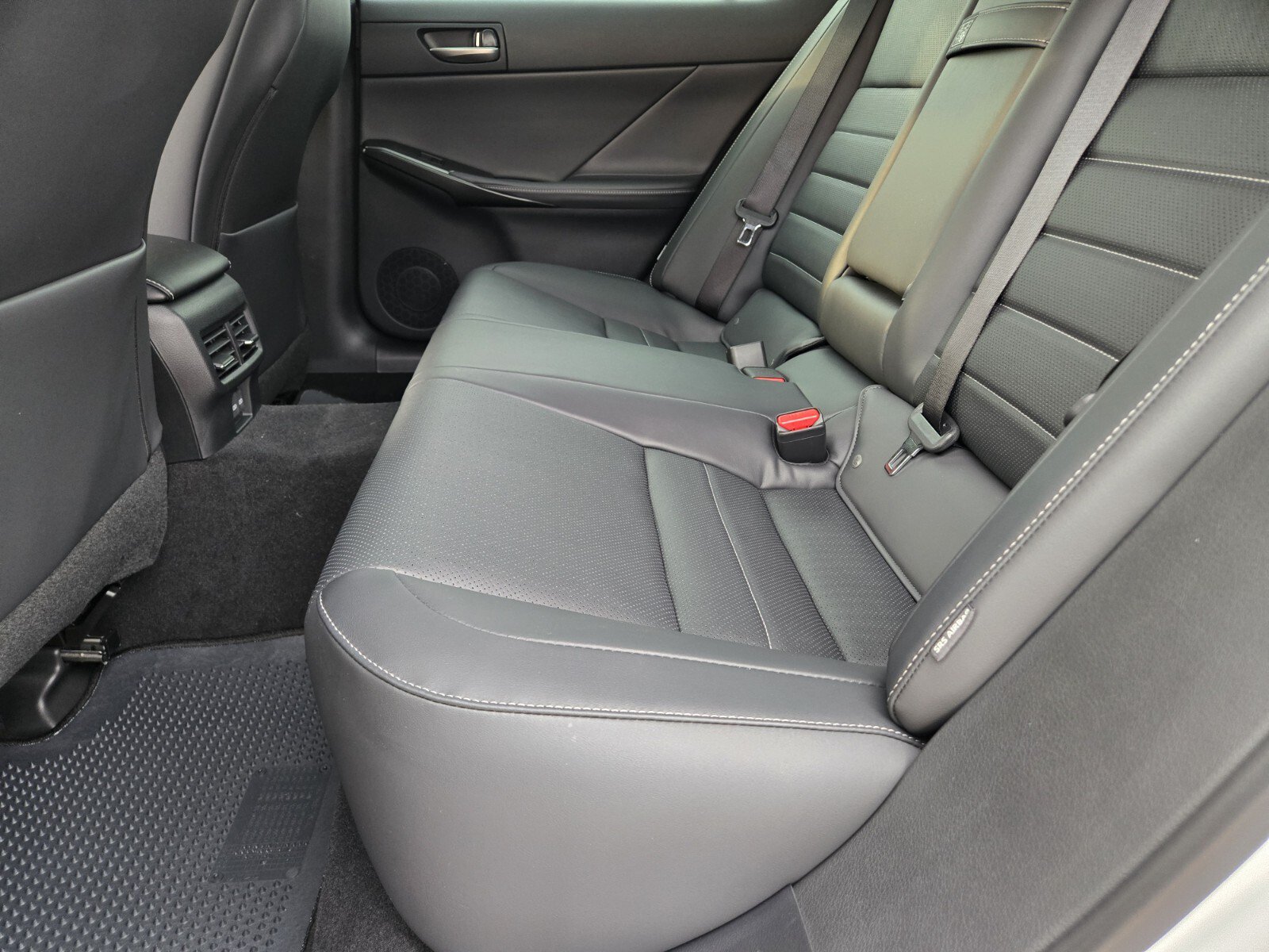 New 2026 Lexus IS 350 F Sport RWD image 7