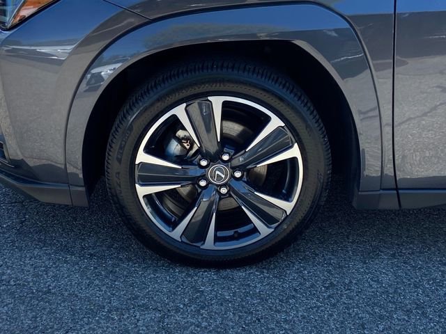 Certified 2025 Lexus UX 300h AWD w/ Accessory Package (Z1) image 11
