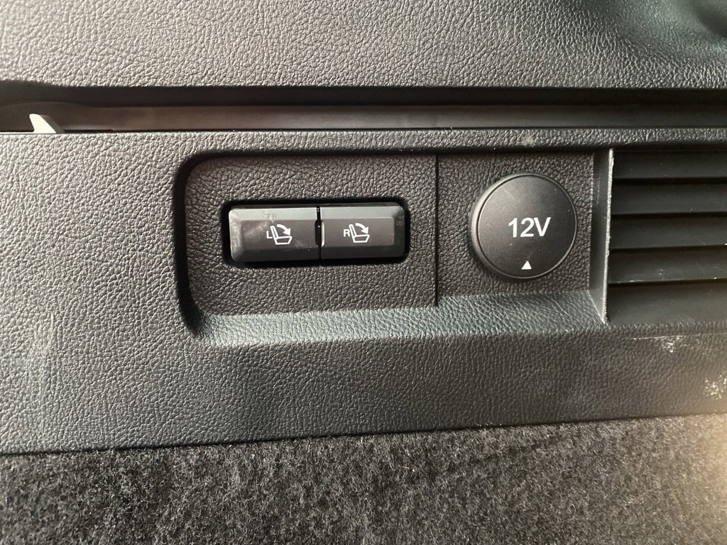 Used 2018 Lincoln MKX Reserve w/ Lincoln MKX Climate Package image 13