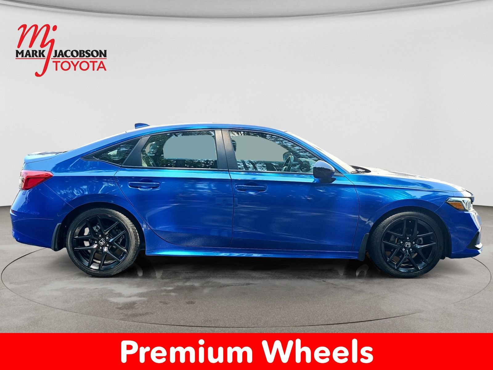 Used 2023 Honda Civic Sport image 7