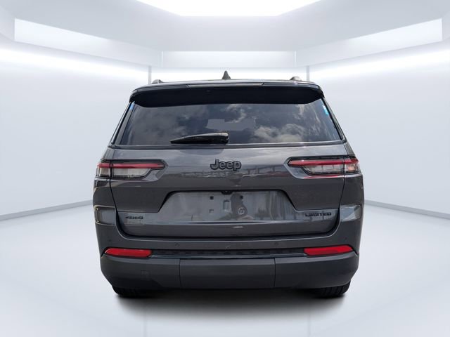 Used 2024 Jeep Grand Cherokee L Limited w/ Black Appearance Package image 4