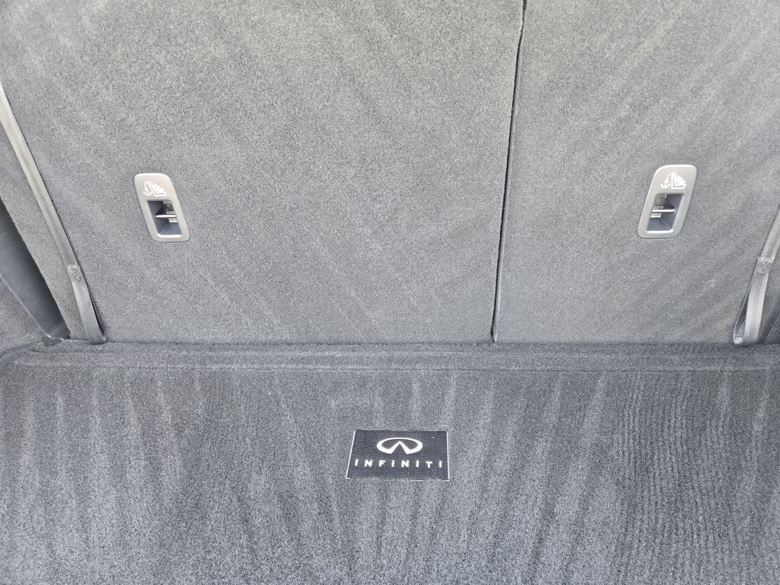 Certified 2026 INFINITI QX60 Luxe w/ Cargo Package FWD image 19