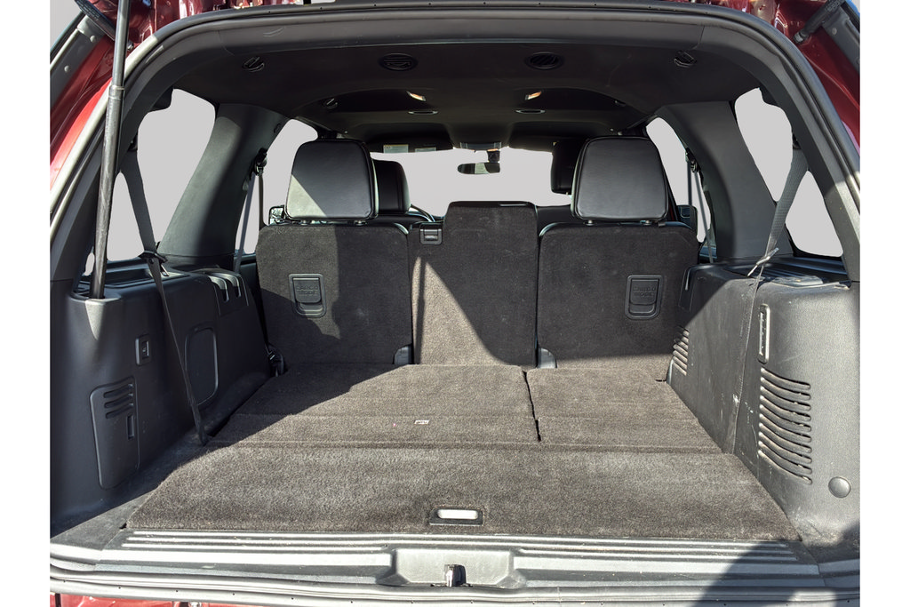 Used 2016 Ford Expedition Limited RWD image 10