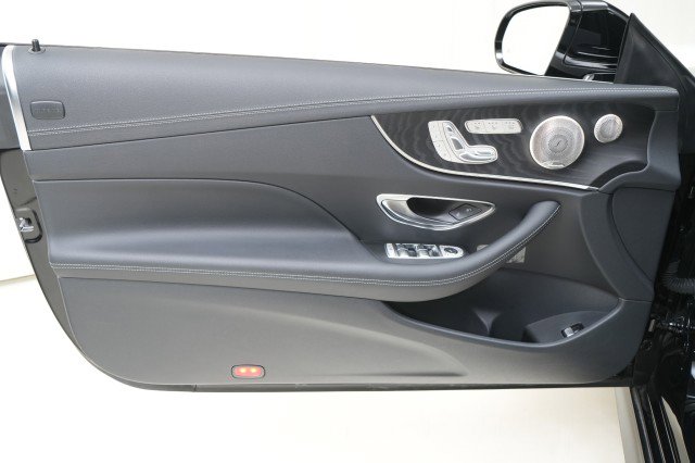 Used 2023 Mercedes-Benz E 450 4MATIC Cabriolet image 41