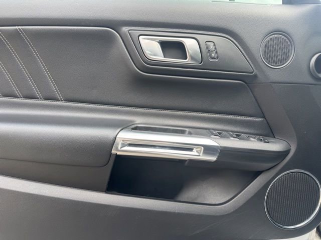 Used 2021 Ford Mustang Premium image 14