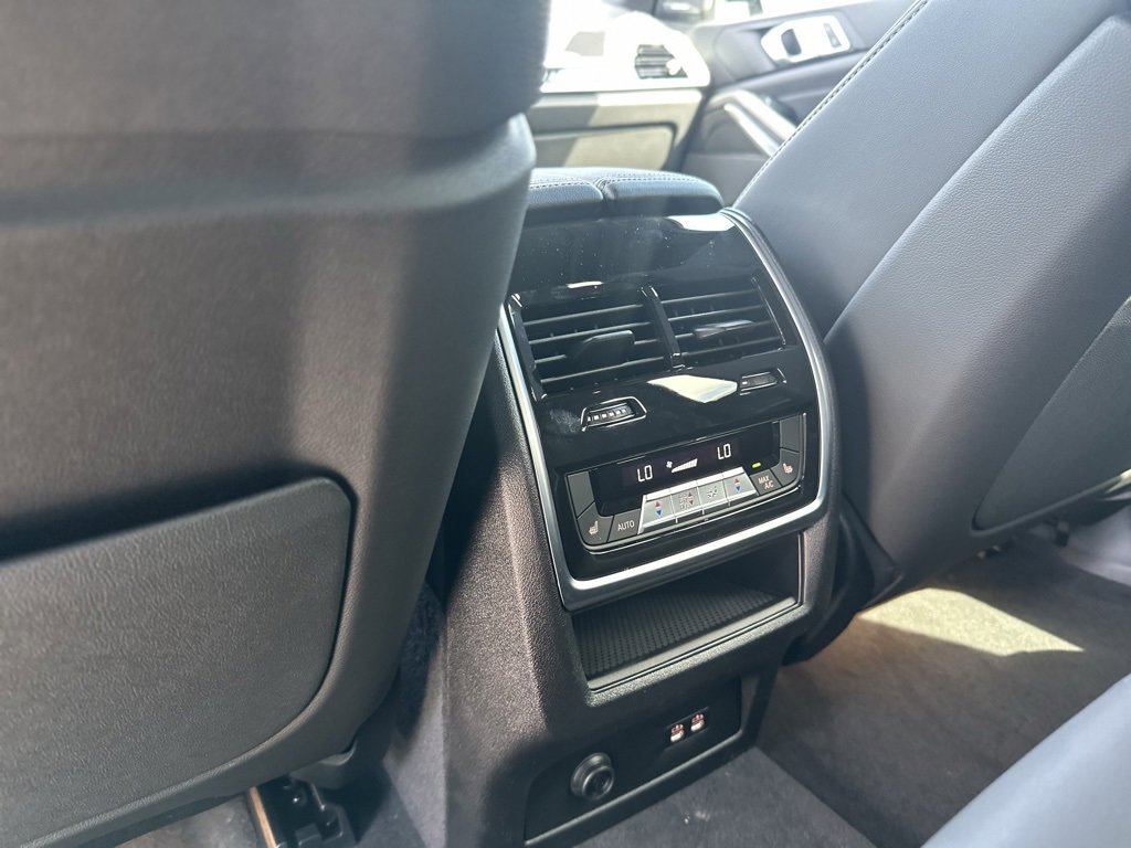New 2026 BMW X5 M60i image 22