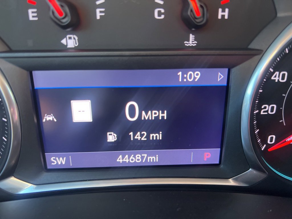 Used 2021 Chevrolet Equinox LT image 26