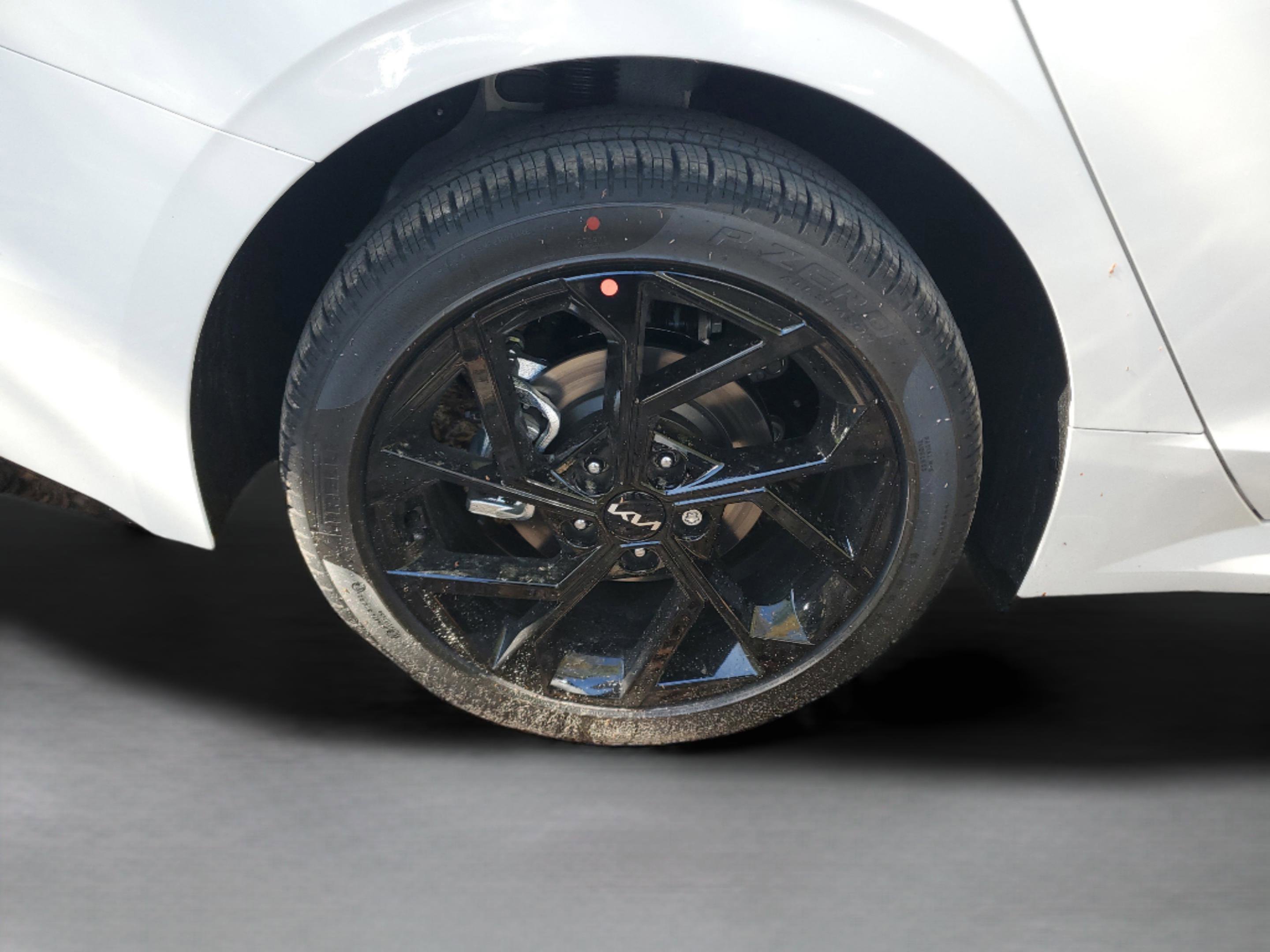 New 2026 Kia K5 GT-Line image 5